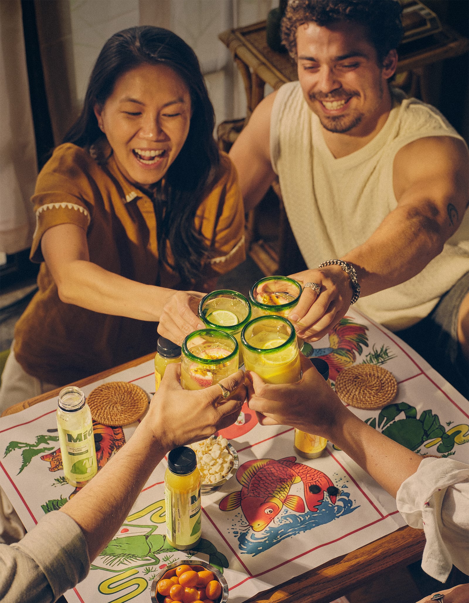 Mía sugarcane juice bottles, food and beverage packaging design for a New York brand